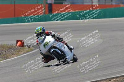 media/Apr-20-2025-AHRMA (Sun) [[393a79c373]]/Race/Group 10/Turn 4b/